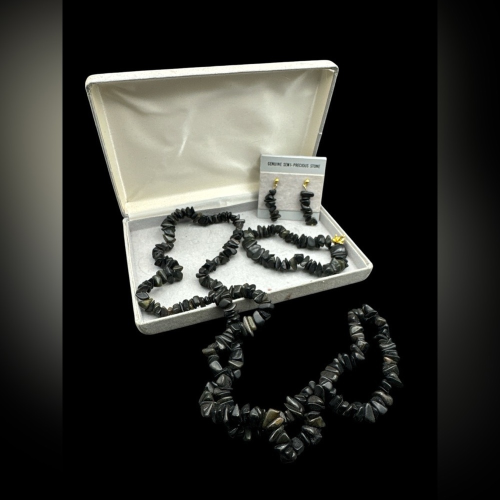 Vintage Nos Semi Precious Apache Tears 30” Necklace Earrings Bracelet Chip Set